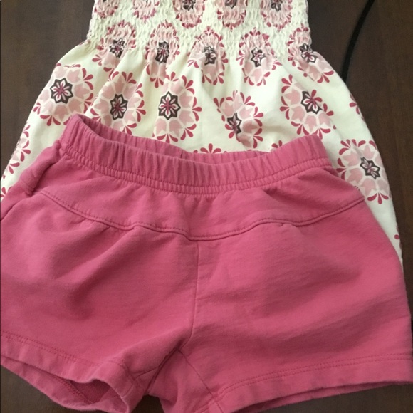 Tea collection shirt short outfit EUC - Picture 3 of 4